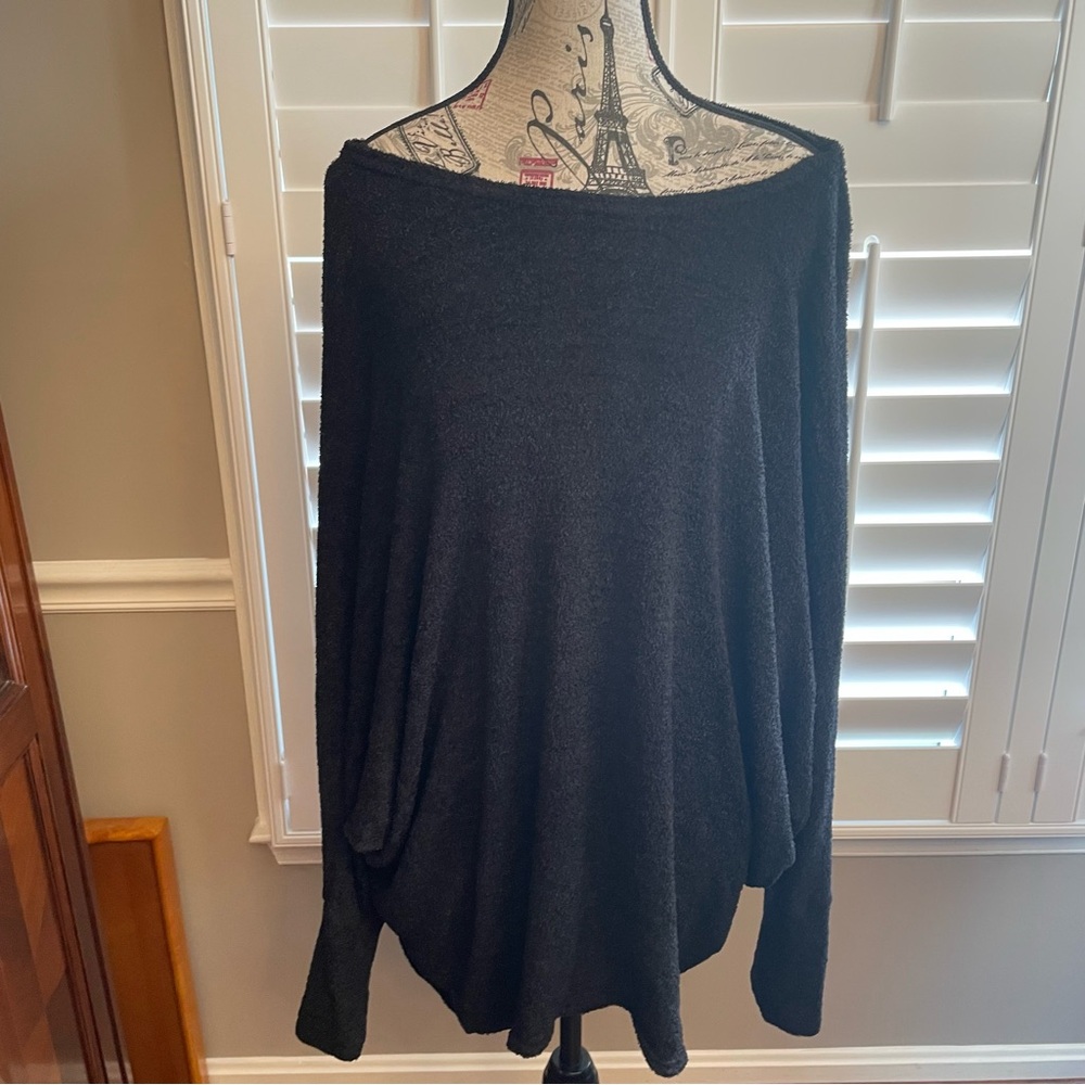 Nina Leonard Black Textured Knit Top